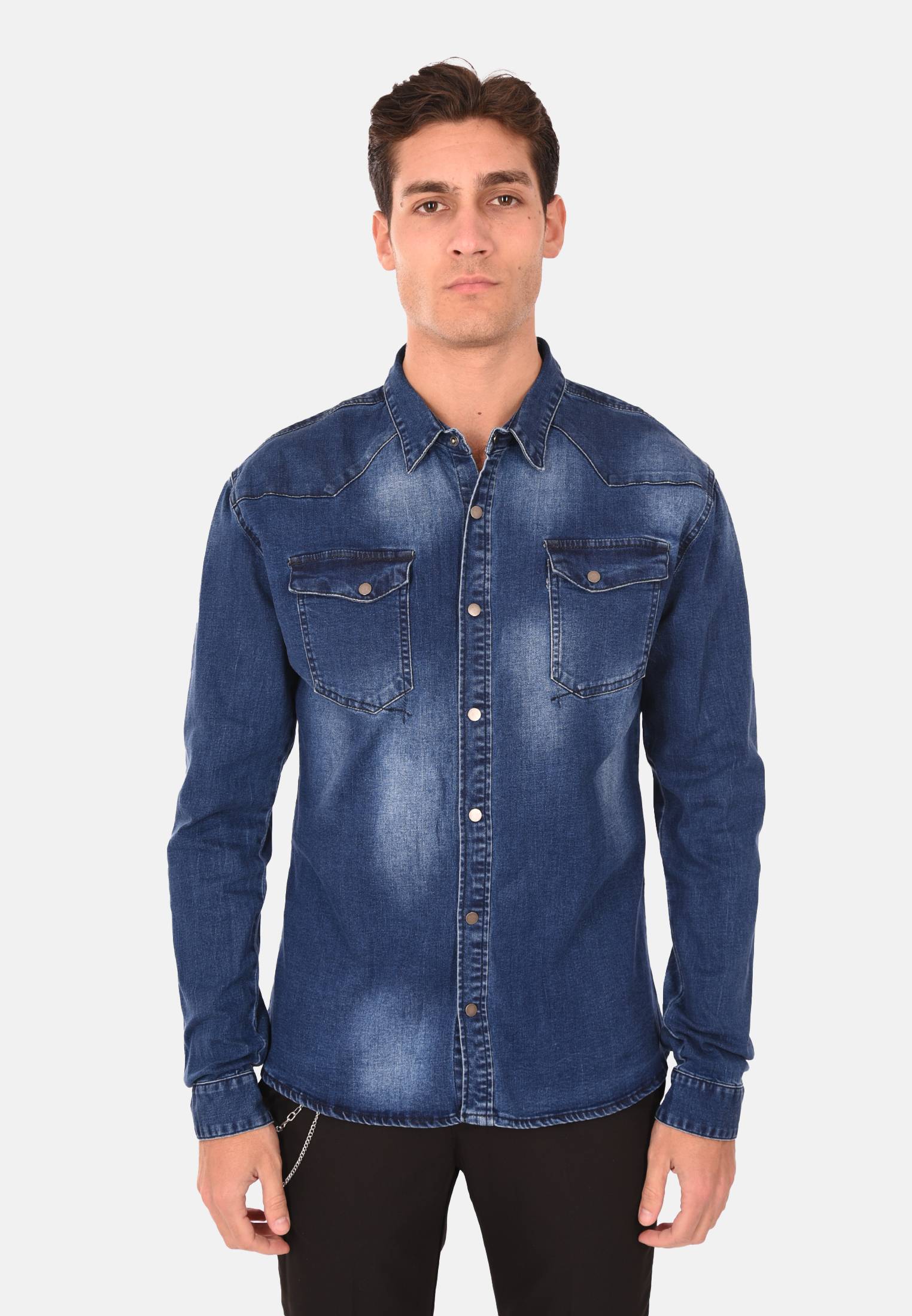 Maglia Nera Sotto Camicia Di Jeans Giacca-camicia Oversize In
