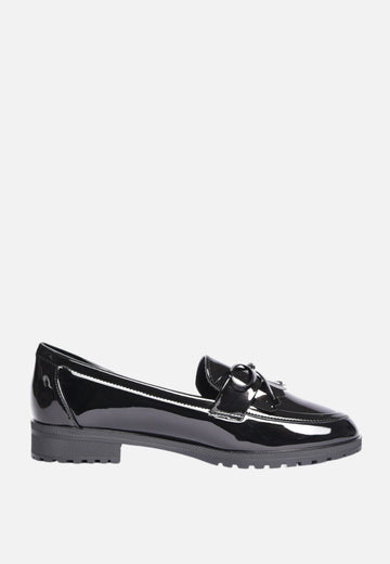 Mocassins brillants avec franges et nœud