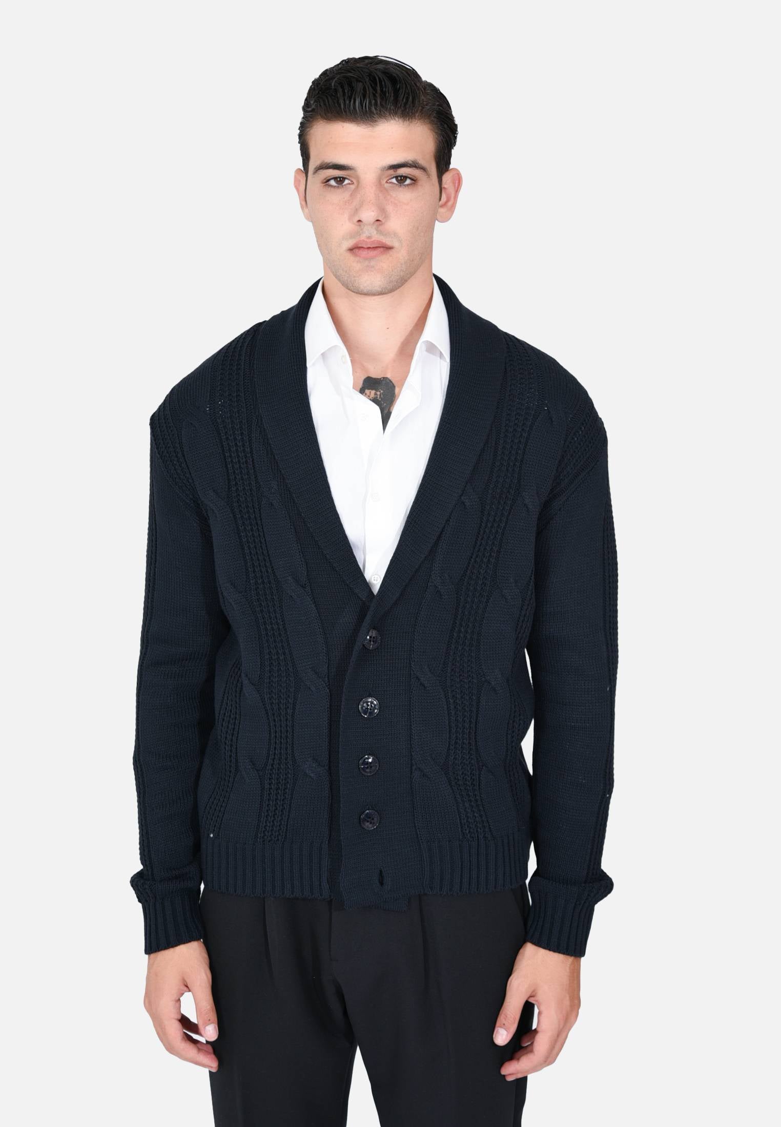 Cardigan Uomo Con Bottoni E Lavorazione A Trecce - Collo A Scialle, In Acrilico - Foto 11