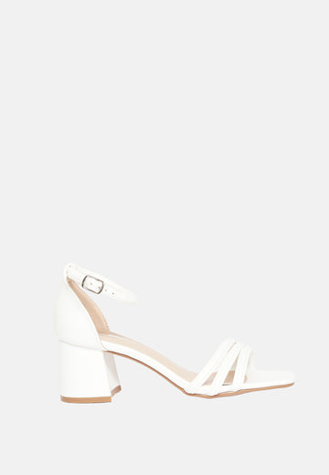 Sandales à brides