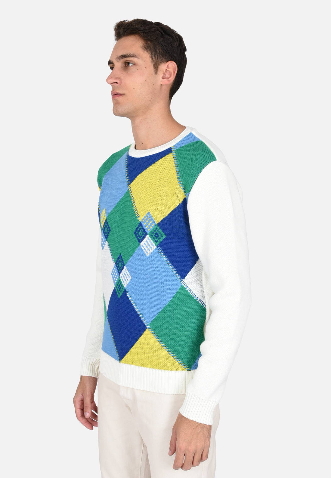 Pull avec diamants colorés