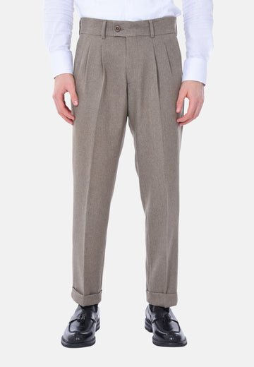 Pantalone vita alta con pinces