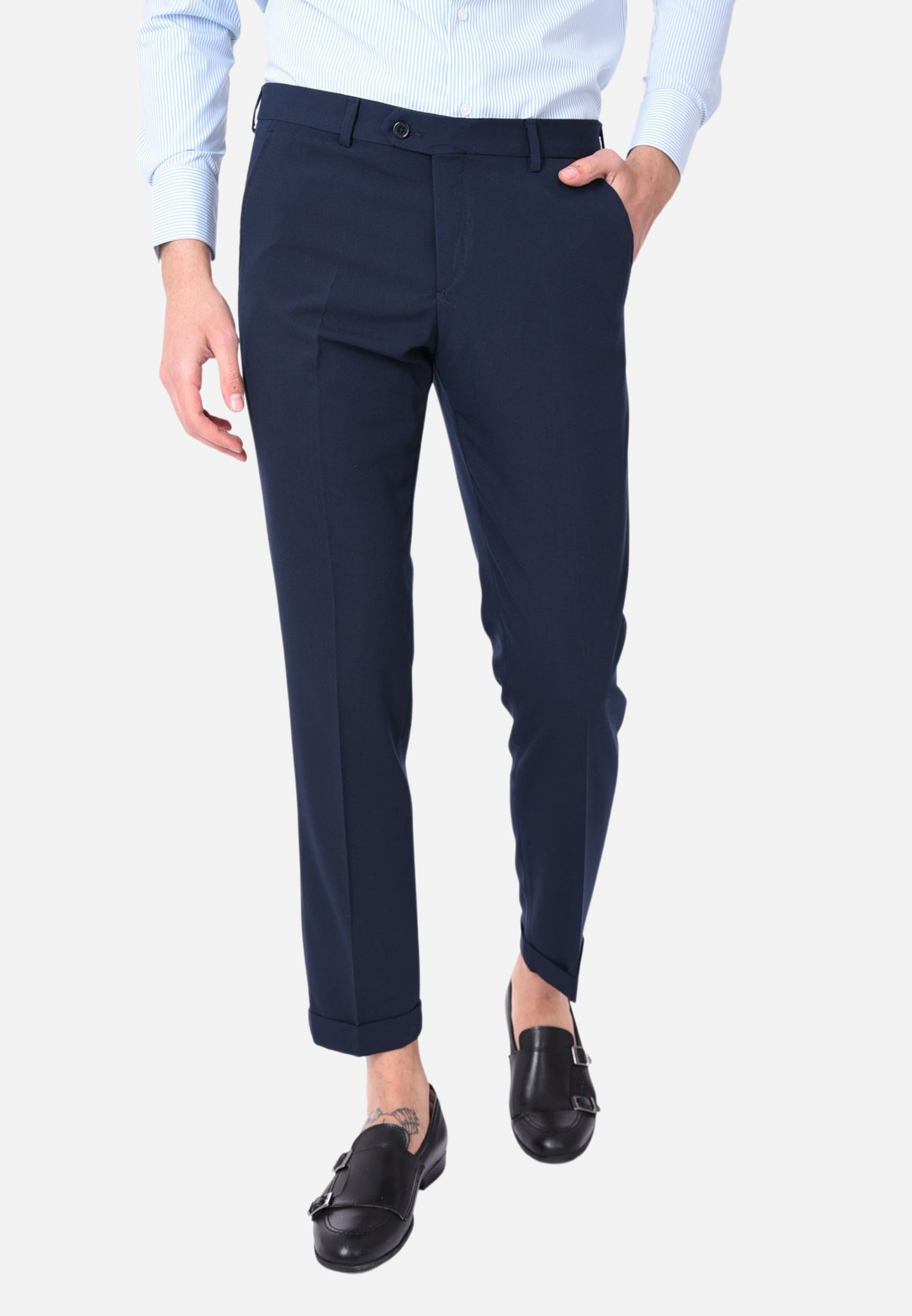Pantaloni capri con risvoltino