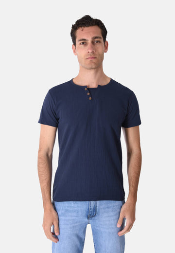 T-shirt con bottoni