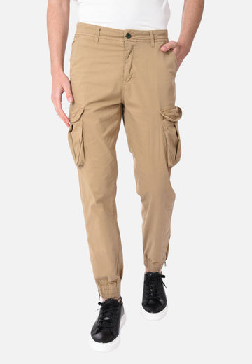 Cargo avec cheville élastiquée