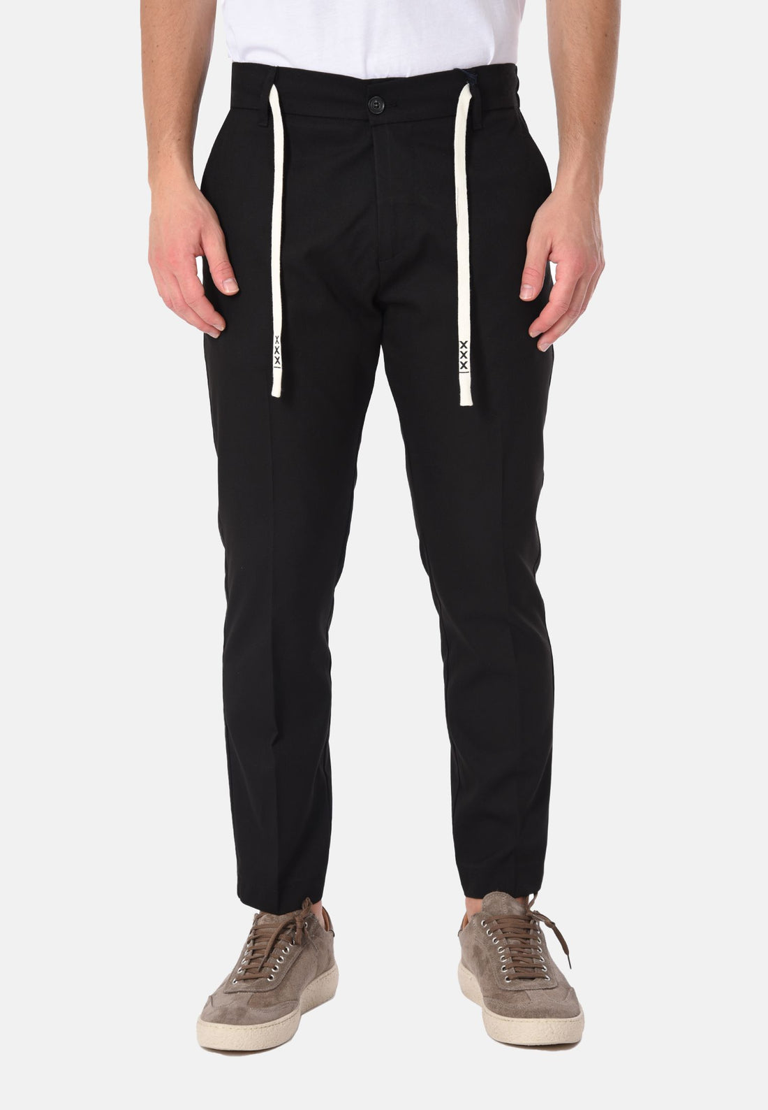 Pantaloni carrot fit elastico in vita