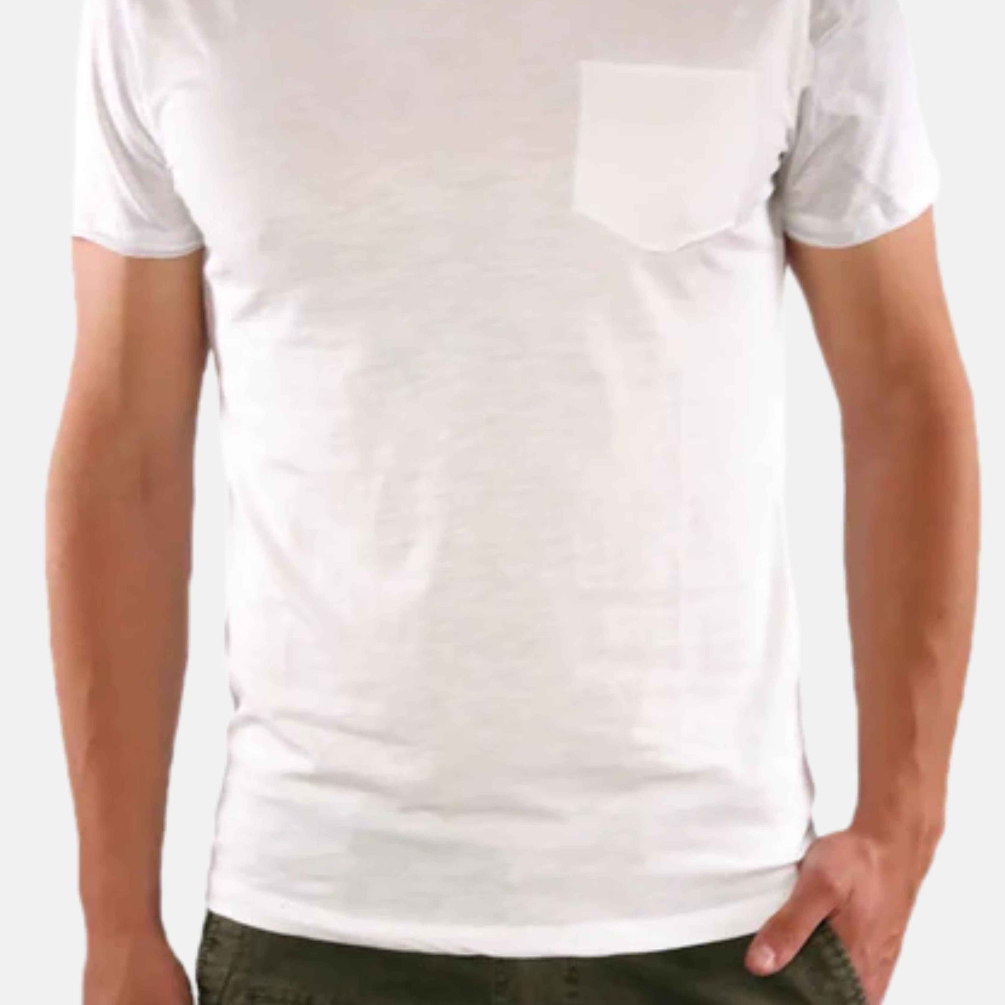 T-shirt scollo V con taschino