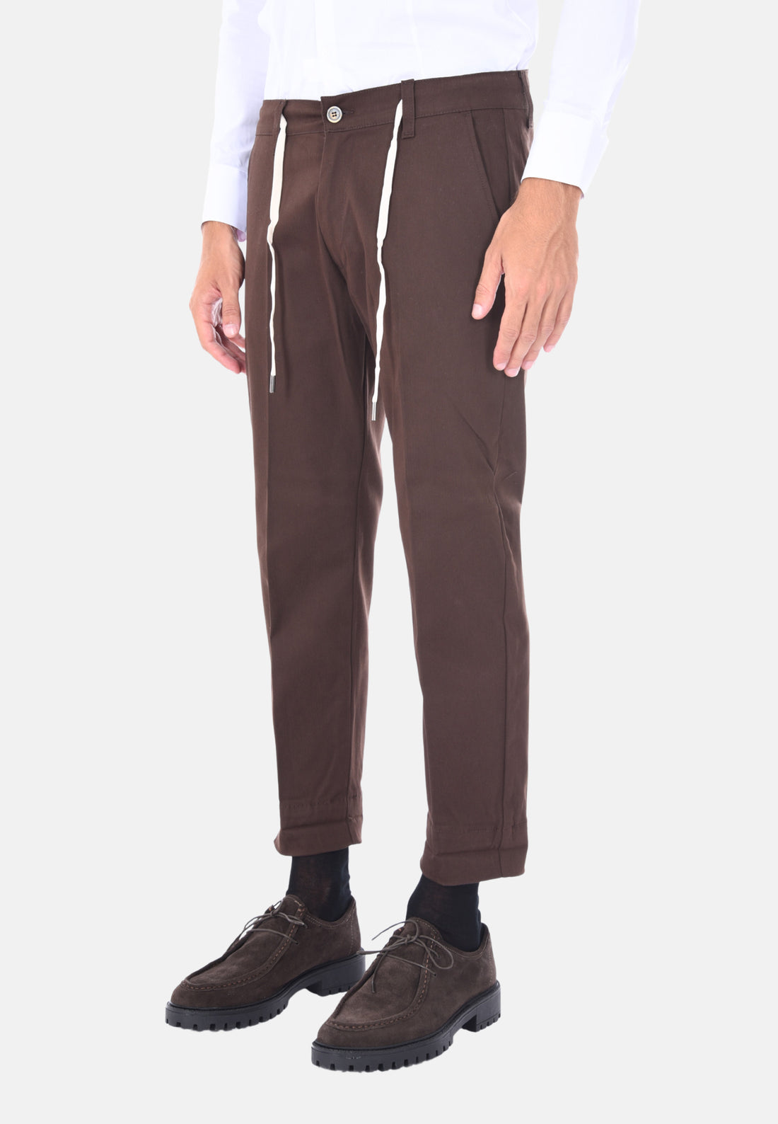 Pantaloni capri spigati