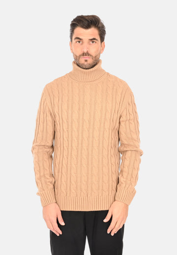 Pull torsadé en laine
