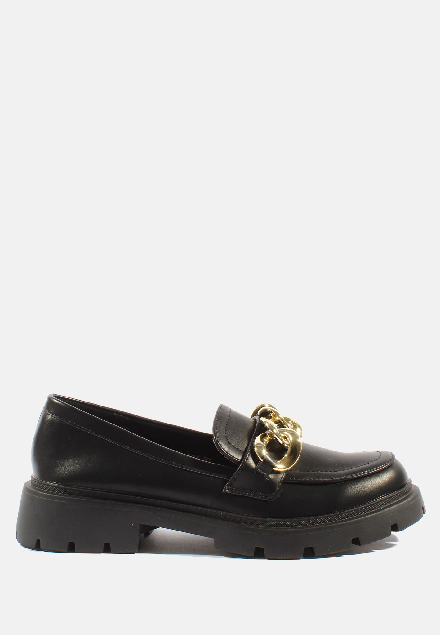 Black moccasin with golden chain