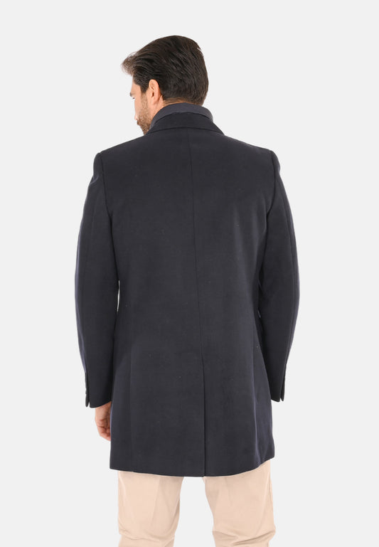 Elegant coat with bib