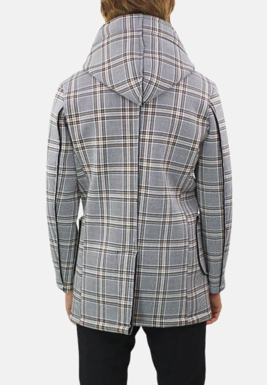 Cloth coat with checked pattern