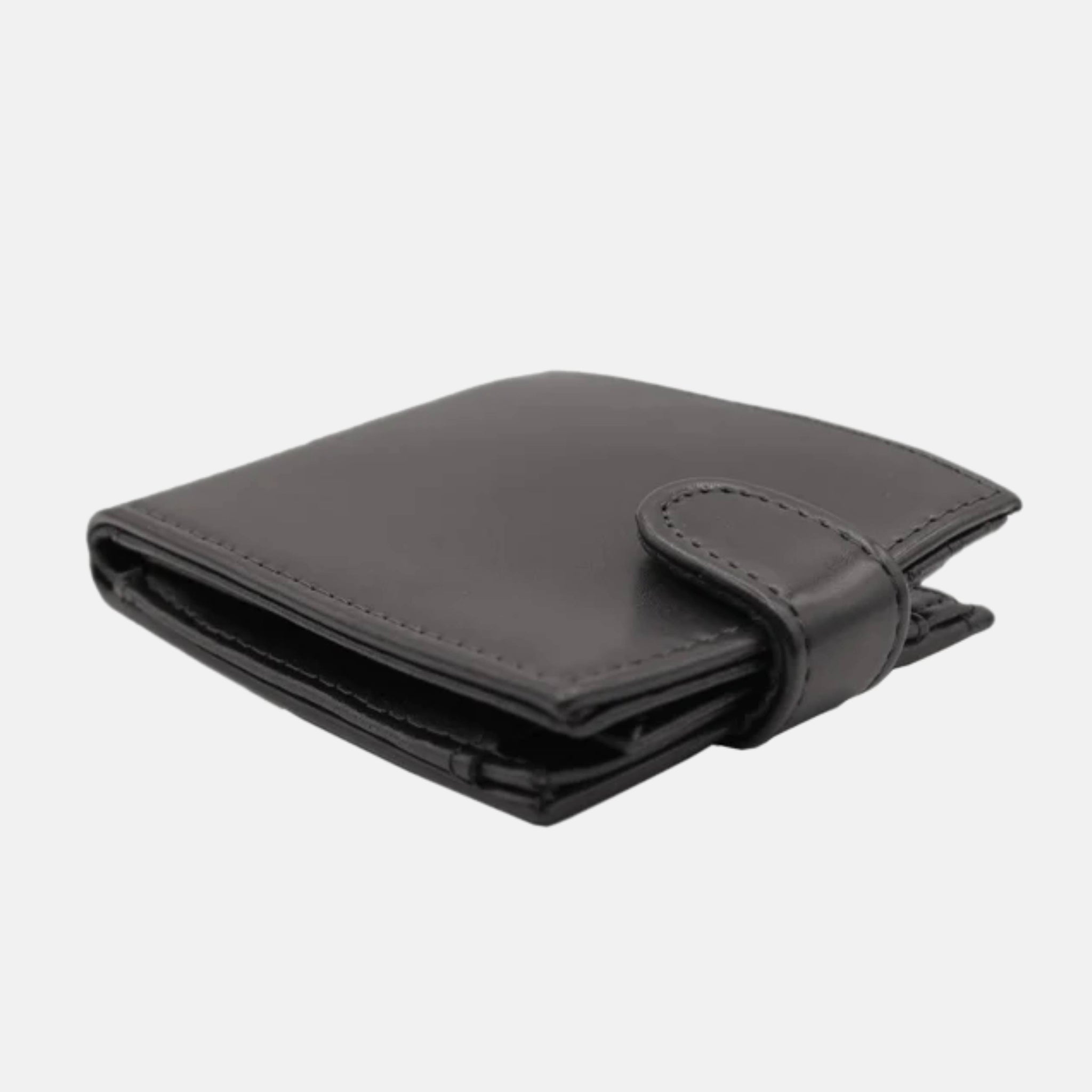 Multi-pocket wallet with clip